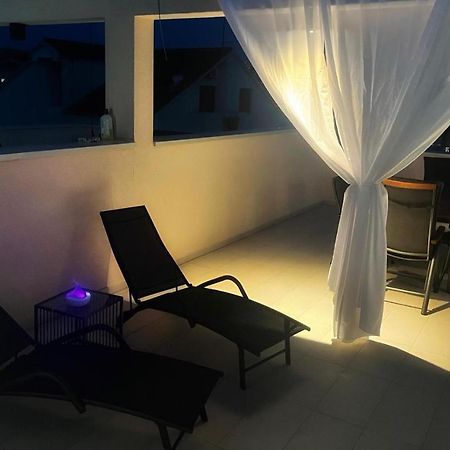 Olive Oasis Penthouse With Jacuzzi Apartman Zára Kültér fotó
