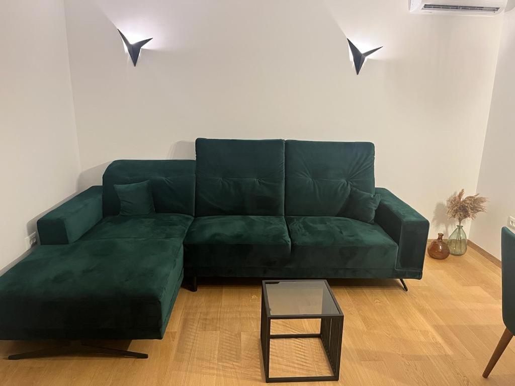 Olive Oasis Penthouse With Jacuzzi Apartman Zára Kültér fotó